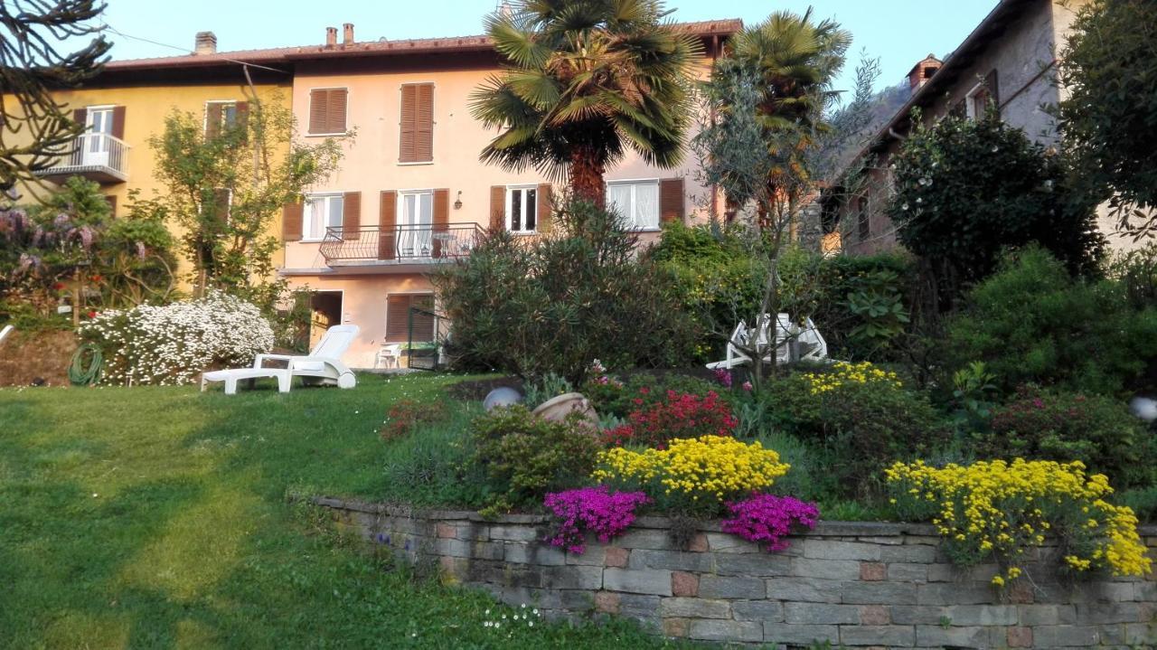 Appartement Giardino à Porto Valtravaglia Extérieur photo